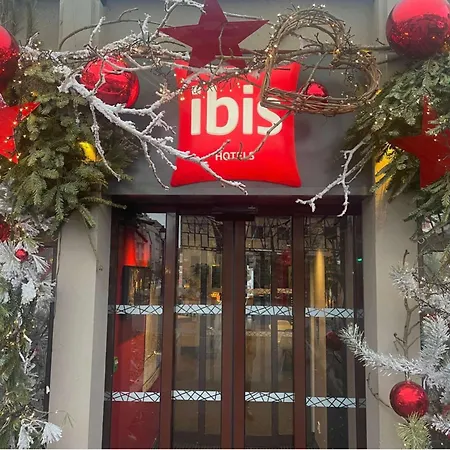 Ibis Centre Hotel 3*