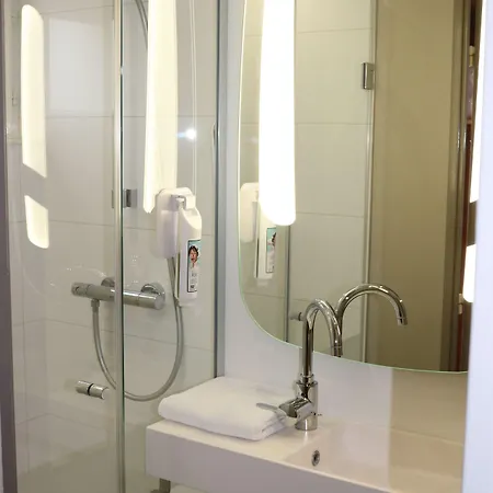 Ibis Centre 3* קולמר