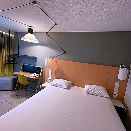 Ibis Centre Отель 3*