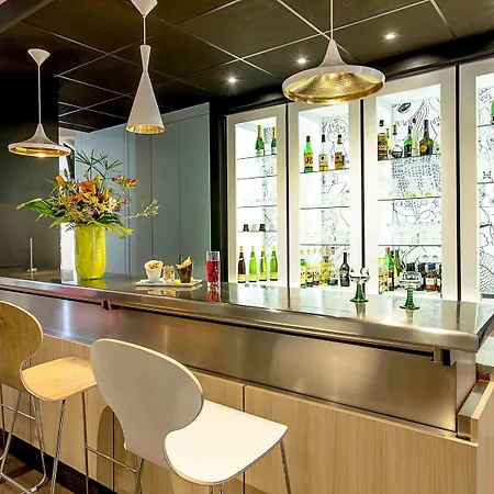 Ibis Centre 3*